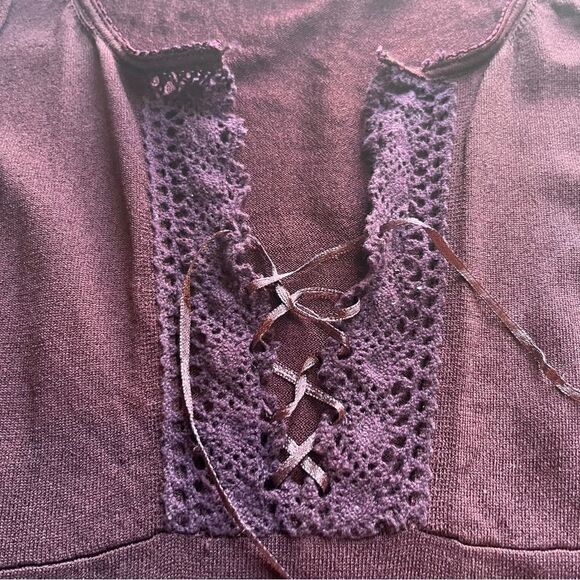 Nine West Women's Lace Up Blouse/Tunic  Burgundy Size Small, Long sleeve - Picture 7 of 9